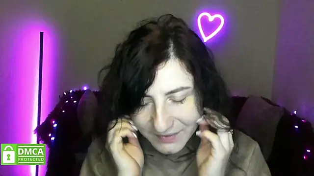 Muse kitty jenia online show from January 7, 2026, 6:24 pm