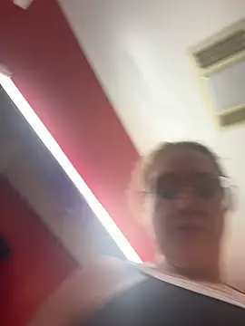Lalalynn online show from June 2, 2026, 8:36 am