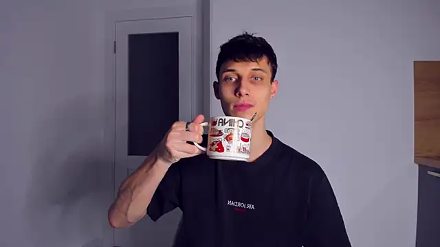 Kent Ross online show from November 25, 2025, 9:26 pm