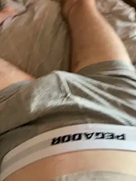 Legxnd1 online show from April 23, 2026, 1:35 pm