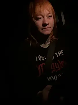 poussichienne online show from March 20, 2026, 4:24 am