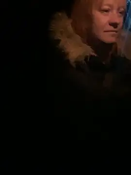 poussichienne online show from March 30, 2026, 3:19 am