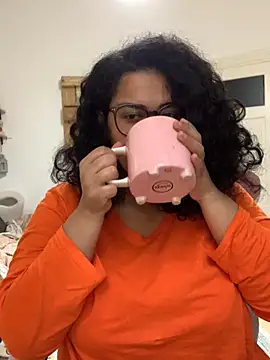 Curvydesifromgermany online show from October 29, 2025, 3:00 pm