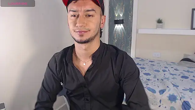 Snapshot of Kevin_Torres chatting on September 30, 2025, 1:55 am Kevin Torres online show from September 30, 2025, 1:55 am