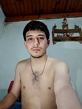 Snapshot of Elvergonn2105 chatting on October 16, 2025, 4:21 am Elvergonn2105 online show from October 16, 2025, 4:21 am