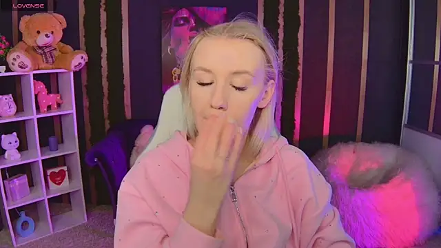 Selenatrend online show from February 27, 2026, 12:05 pm