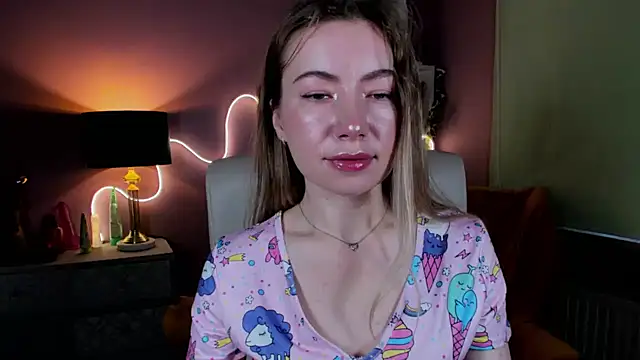 Mia Tasty online show from October 25, 2025, 6:34 am