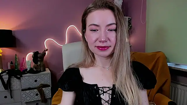 Mia Tasty online show from October 2, 2025, 6:39 am