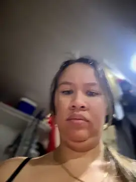 Snapshot of Emiily_lee chatting on July 19, 2026, 2:03 pm Emiily lee online show from July 19, 2026, 2:03 pm
