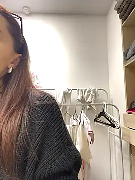 AnaWest online show from October 6, 2025, 6:14 am