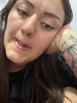 Snapshot of Sofiawilson_ chatting on December 20, 2025, 11:51 pm Sofiawilson online show from December 20, 2025, 11:51 pm