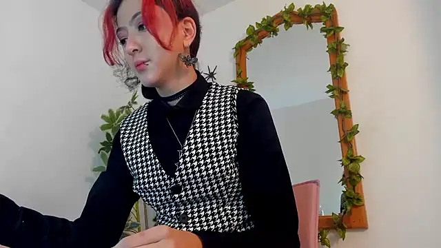 BonnieCute  online show from November 10, 2025, 11:43 pm