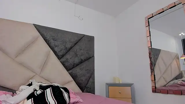 BonnieCute  online show from December 20, 2025, 11:40 pm