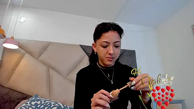 BonnieCute  online show from February 15, 2026, 9:47 pm