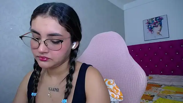 antonella sweetlittle online show from May 31, 2026, 6:09 pm