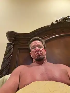Snapshot of sluttydylan chatting on June 16, 2026, 7:19 am sluttydylan online show from June 16, 2026, 7:19 am