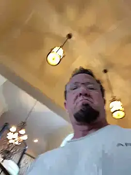 sluttydylan online show from April 5, 2026, 12:50 am