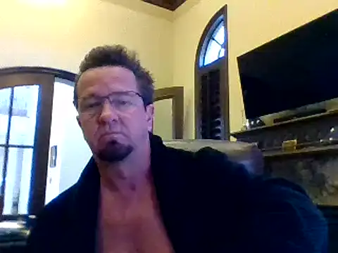 Snapshot of sluttydylan chatting on February 23, 2025, 8:00 pm sluttydylan online show from February 23, 2025, 8:00 pm