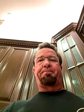 Snapshot of sluttydylan chatting on December 3, 2025, 4:02 am sluttydylan online show from December 3, 2025, 4:02 am