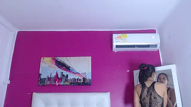 Snapshot of nextdoor_fantasy1 chatting on March 4, 2026, 4:31 am nextdoor fantasy1 online show from March 4, 2026, 4:31 am