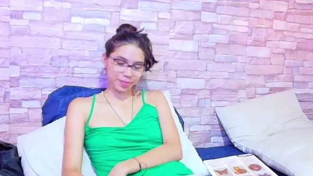 nextdoor fantasy1 online show from May 28, 2026, 3:29 pm