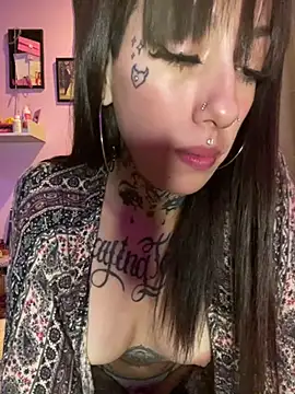 Snapshot of Demonice666 chatting on February 26, 2025, 5:57 am Demonice666 online show from February 26, 2025, 5:57 am