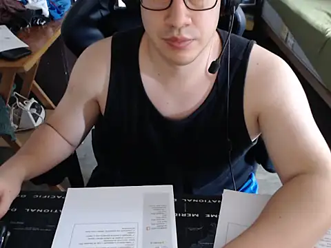 thealfawolf01 online show from March 31, 2026, 6:32 pm