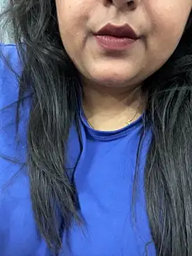 Snapshot of smile_pretty chatting on February 22, 2026, 10:11 pm smile pretty online show from February 22, 2026, 10:11 pm