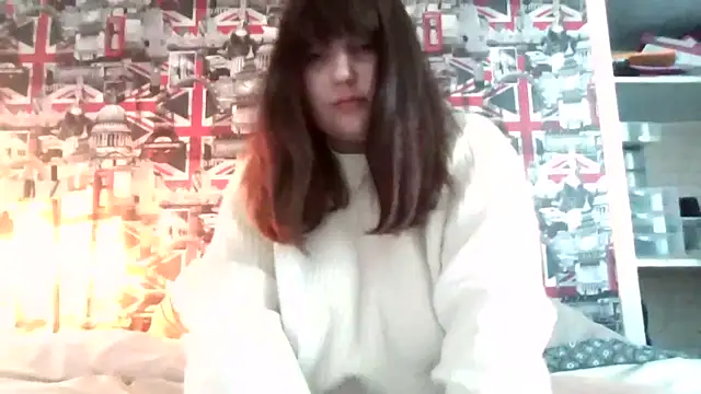 Lynylou online show from October 1, 2025, 8:41 am