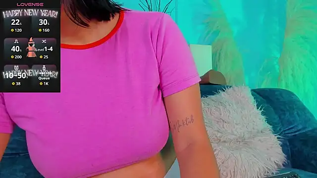 Elizabeth VonSweet online show from February 17, 2026, 8:06 pm