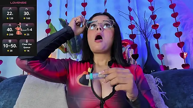 Elizabeth VonSweet online show from February 5, 2026, 12:23 pm