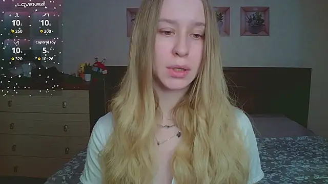 Lily  Devil online show from February 7, 2026, 12:35 pm