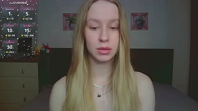 Lily  Devil online show from January 14, 2026, 3:37 pm