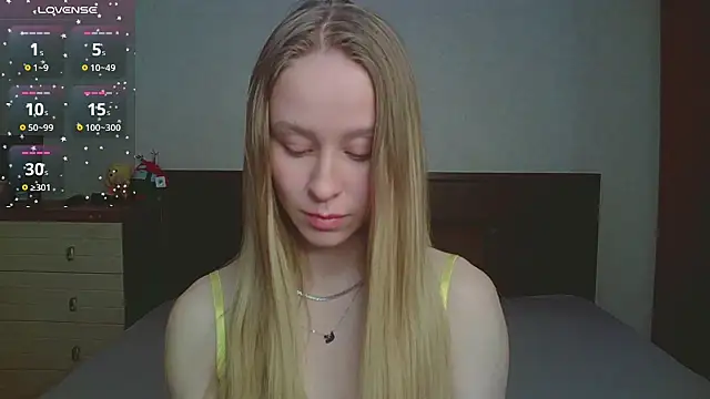 Lily  Devil online show from January 8, 2026, 4:35 pm