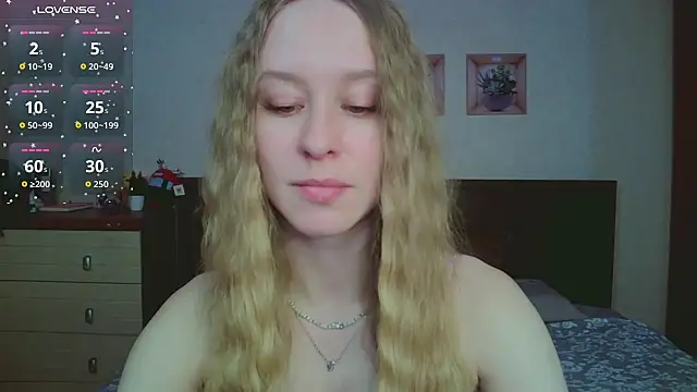 Lily  Devil online show from February 26, 2026, 12:38 pm