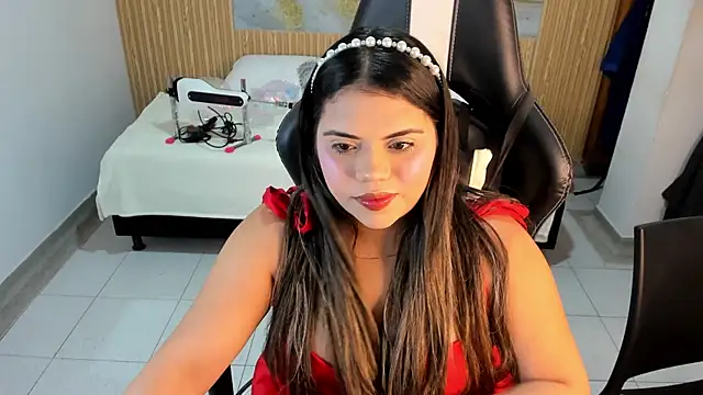 samy 19  online show from November 16, 2025, 11:15 am