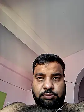 Snapshot of Rmoeo92 chatting on June 1, 2026, 11:21 am Rmoeo92 online show from June 1, 2026, 11:21 am