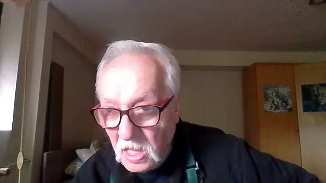 Snapshot of Sammy1660 chatting on May 8, 2026, 2:21 pm Sammy1660 online show from May 8, 2026, 2:21 pm