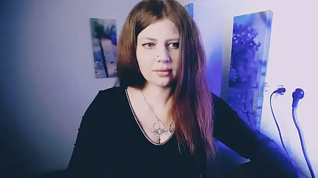 Snapshot of Lizzy_Love chatting on April 16, 2026, 6:52 pm Lizzy Love online show from April 16, 2026, 6:52 pm