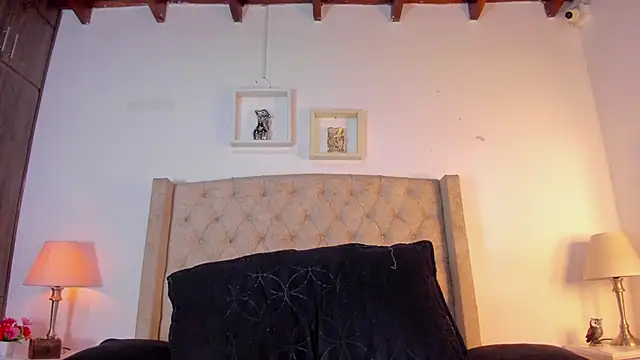 allisson m online show from November 10, 2025, 12:10 pm