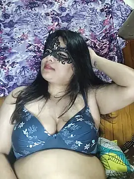 Snapshot of Cutehornycouples chatting on July 14, 2026, 5:01 am Cutehornycouples online show from July 14, 2026, 5:01 am