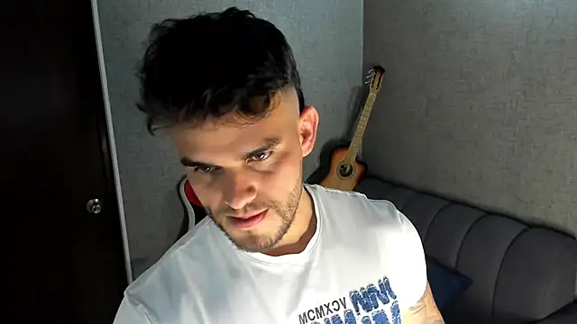 Ricardogo19 online show from October 1, 2025, 11:41 pm