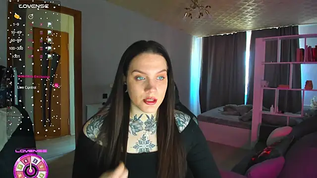 AizaRose online show from April 28, 2026, 7:24 am