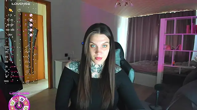 AizaRose online show from April 23, 2026, 7:37 am