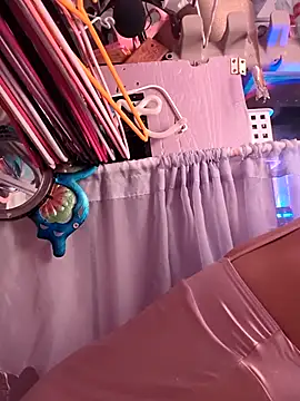 Snapshot of gurlnips chatting on November 3, 2025, 12:53 pm gurlnips online show from November 3, 2025, 12:53 pm