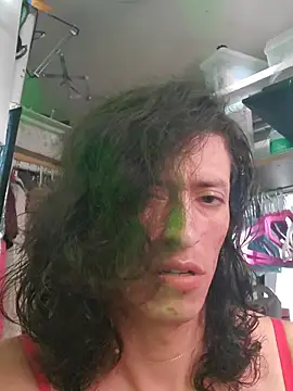 Snapshot of gurlnips chatting on January 9, 2026, 4:36 pm gurlnips online show from January 9, 2026, 4:36 pm