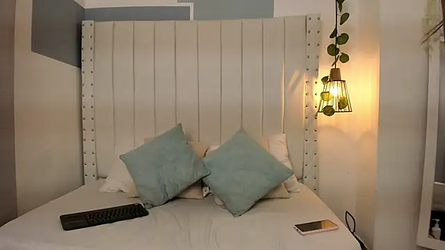 Snapshot of hannah_gray chatting on February 7, 2026, 11:07 am hannah gray online show from February 7, 2026, 11:07 am