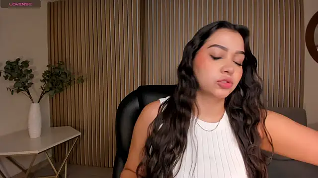 Snapshot of CelestePalmer_ chatting on November 5, 2025, 10:07 am CelestePalmer online show from November 5, 2025, 10:07 am