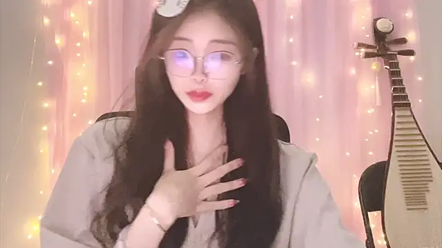 ---MIA--- online show from April 17, 2026, 3:48 pm