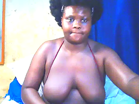 Snapshot of elukh4499 chatting on July 18, 2026, 8:39 pm elukh4499 online show from July 18, 2026, 8:39 pm